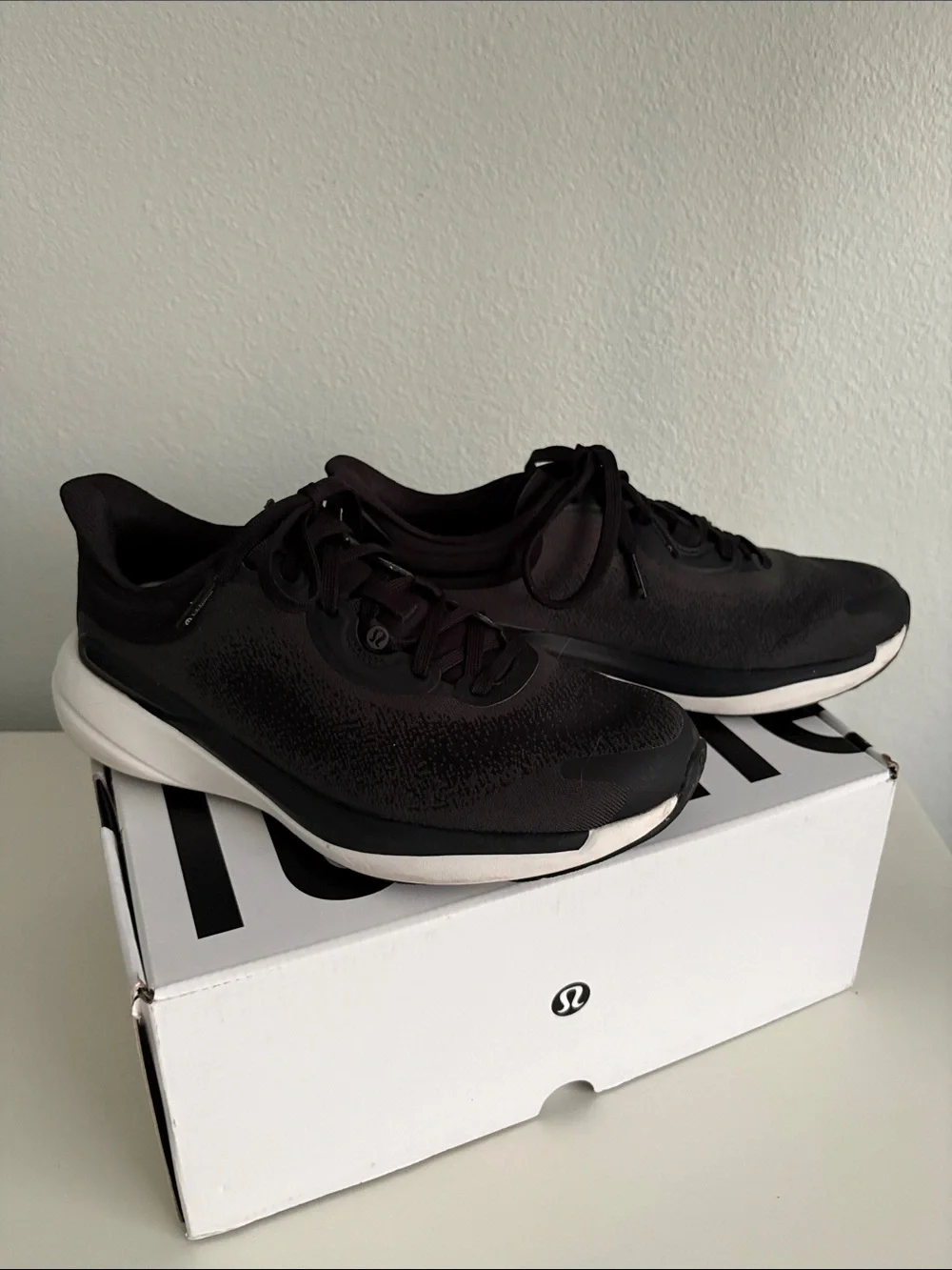 Lululemon Chargefeel 2 Low Workout Shoe - Black/White - Size 7